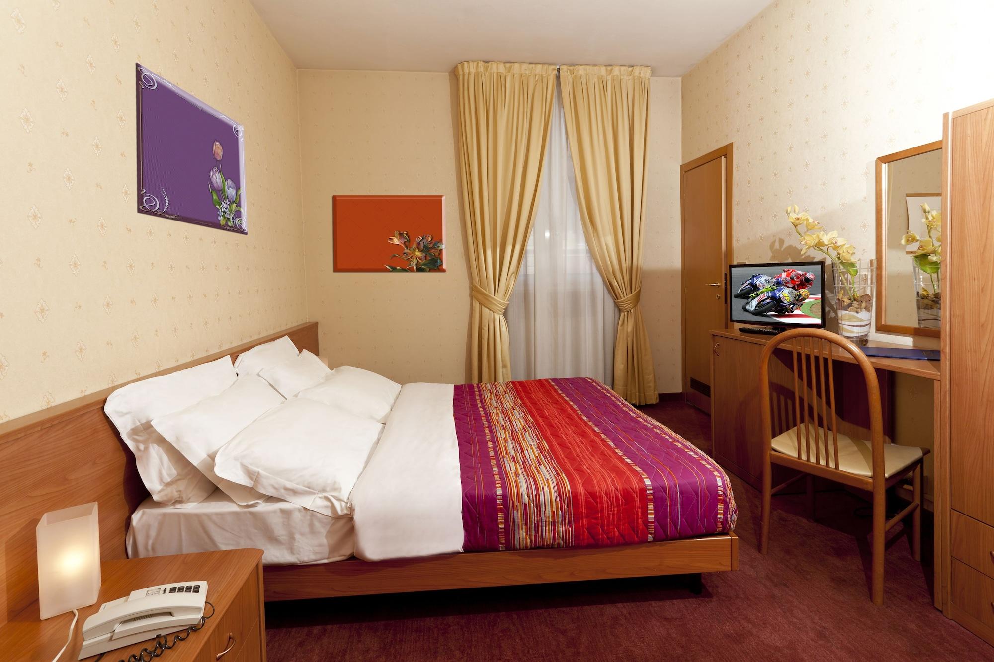 בולוניה Hotel Donatello מראה חיצוני תמונה