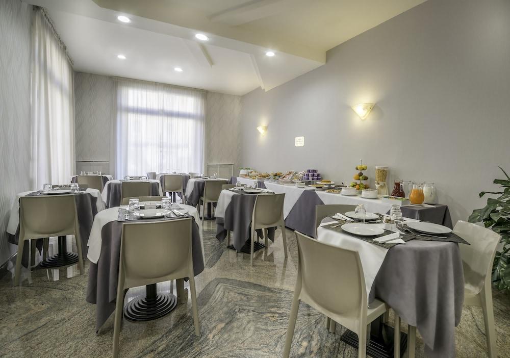 בולוניה Hotel Donatello מראה חיצוני תמונה