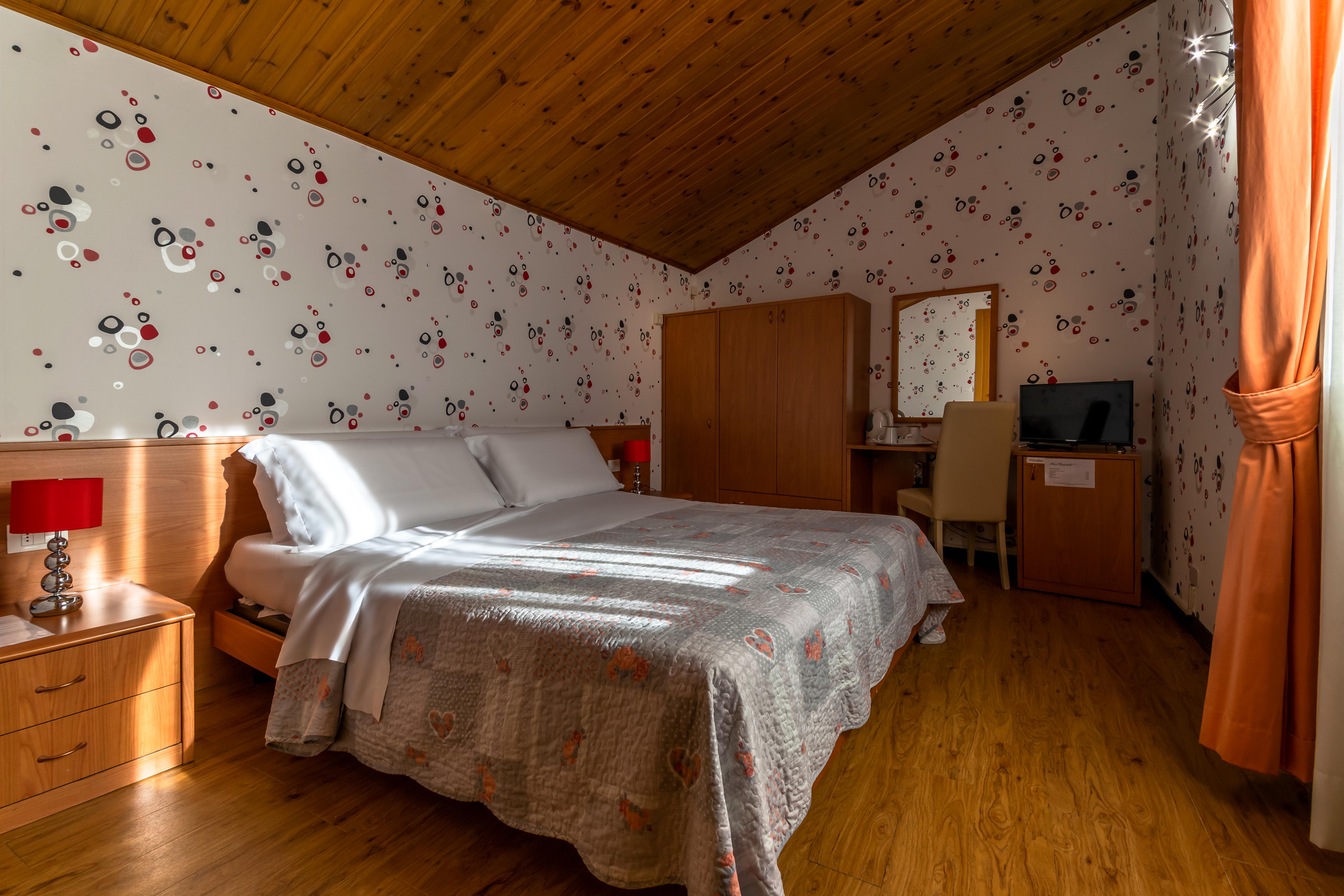 בולוניה Hotel Donatello מראה חיצוני תמונה