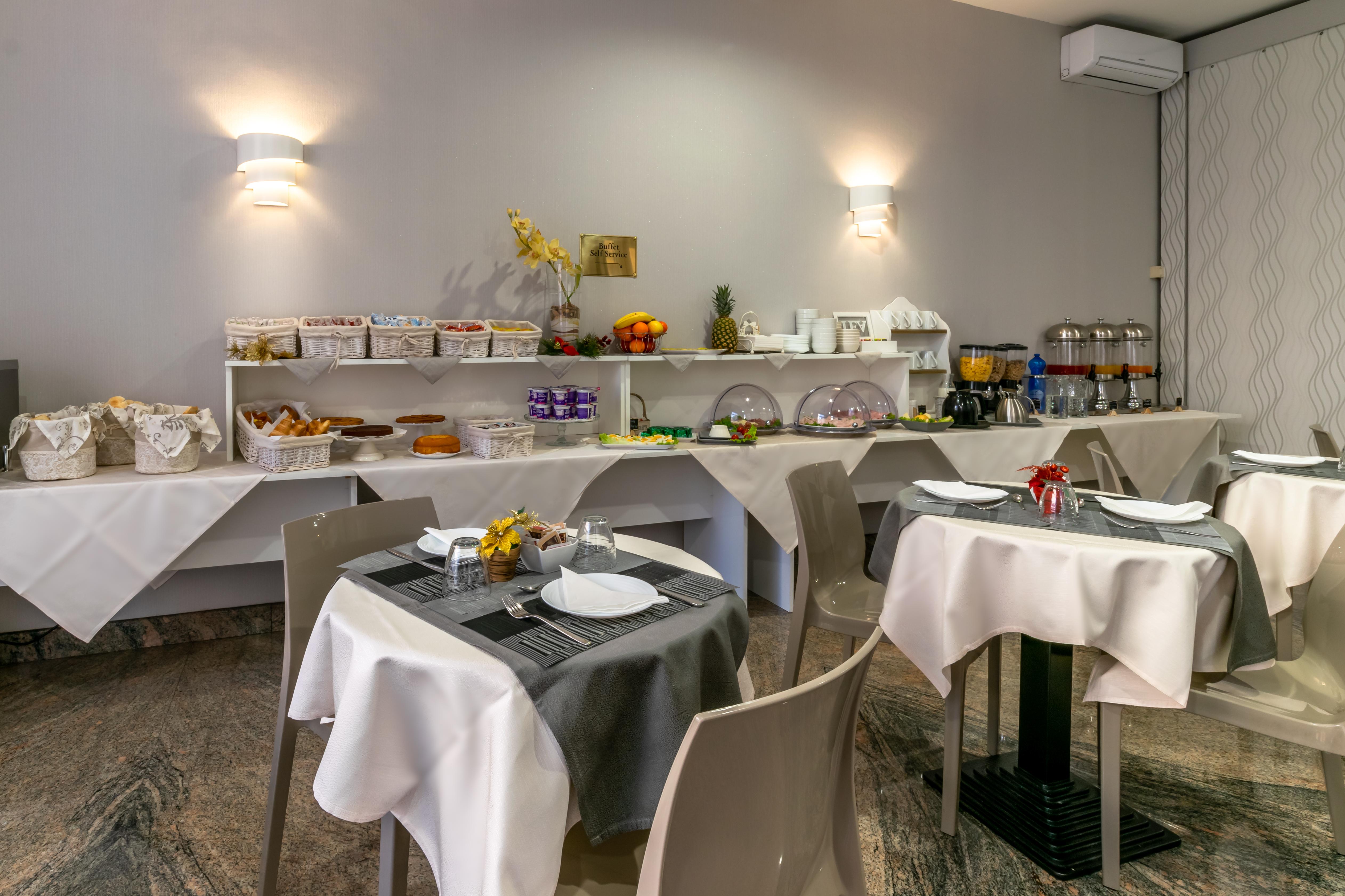 בולוניה Hotel Donatello מראה חיצוני תמונה