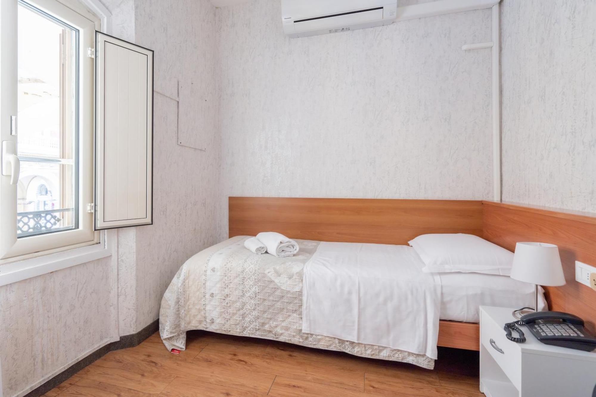 בולוניה Hotel Donatello מראה חיצוני תמונה